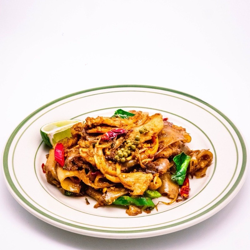 Drunken noodles with fresh chili